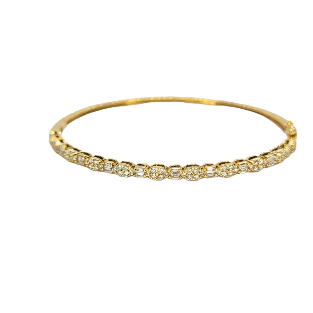 18kt Yellow Gold Diamond Bangle Bracelet